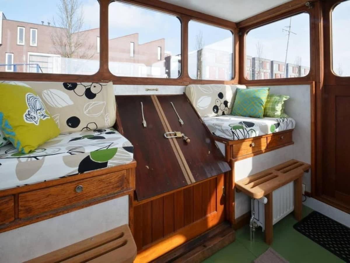Houseboat Captain'S Quarters In Harbour Amsterdam Extérieur photo